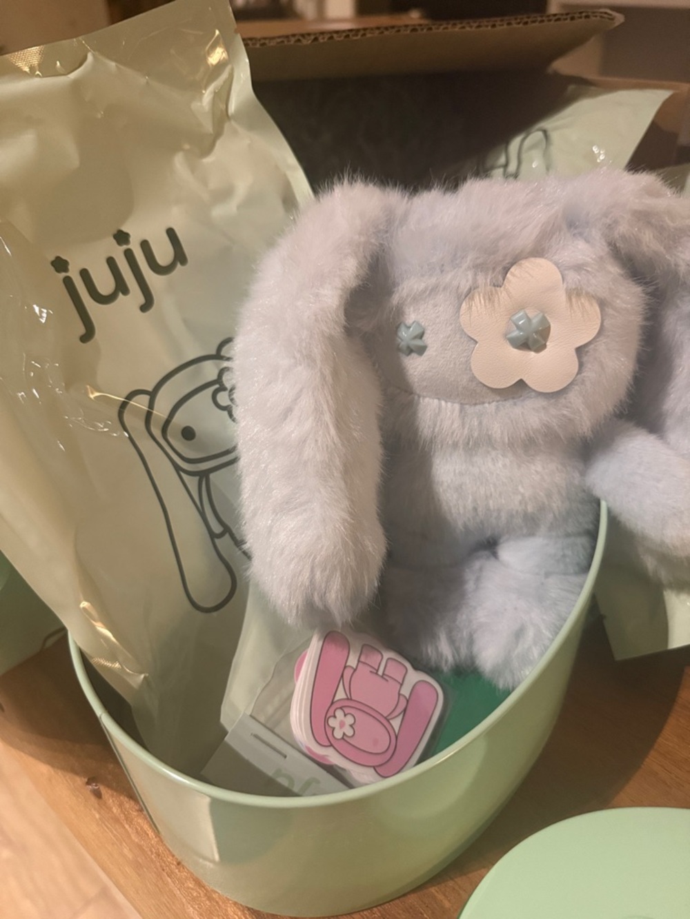 CJ Hendry Juju Easter « Pammy » Sold out collectible.
